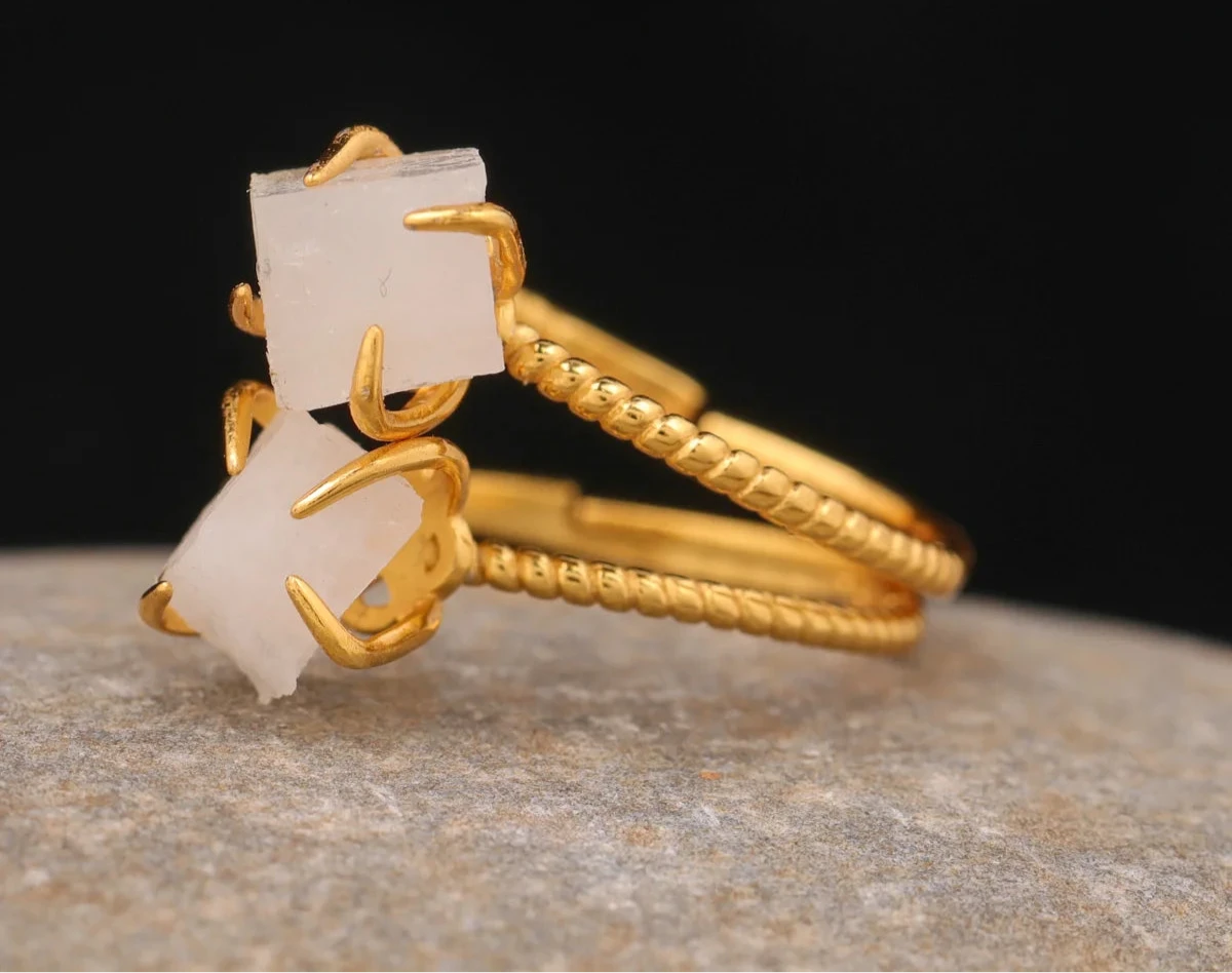 Natural Stone Claw Adjustable Finger Rings